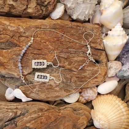 Tanzanite Natural Healing Gemstone Necklace 16..