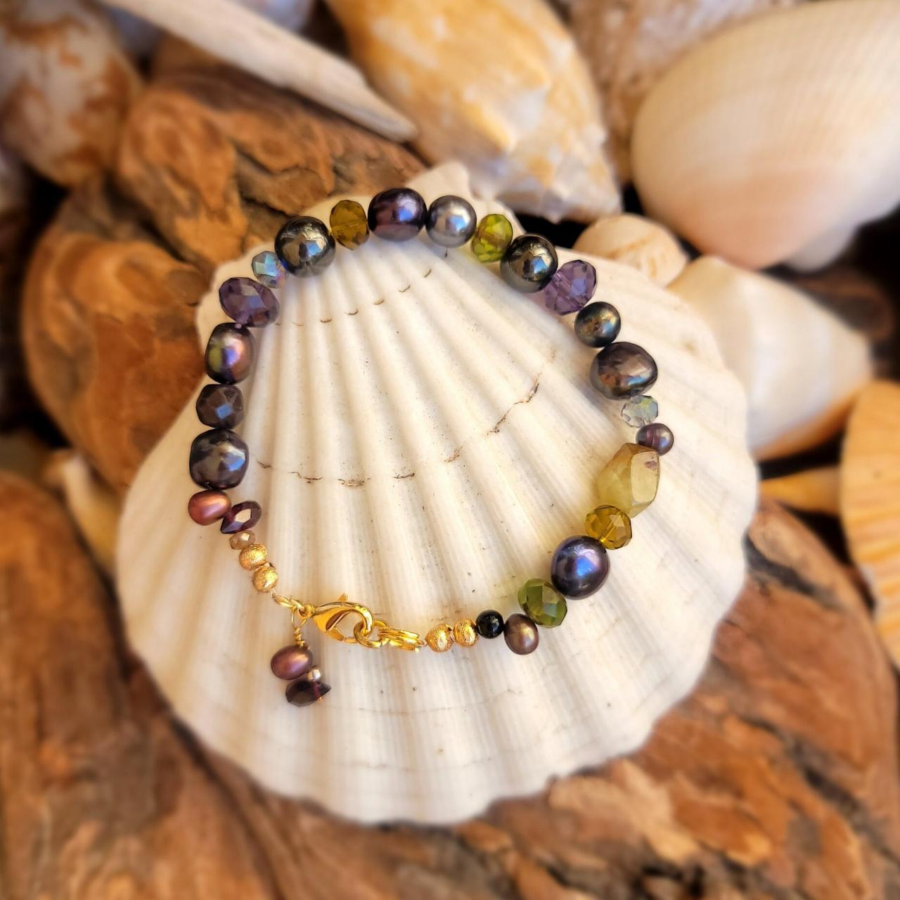 Pearl And Agate Natural Healing Gemstone Bracelet With Swarovski Crystals